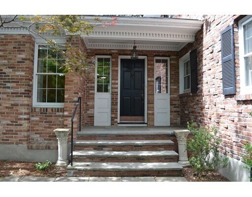 Primary Photo - 38 Wedgemere Ave