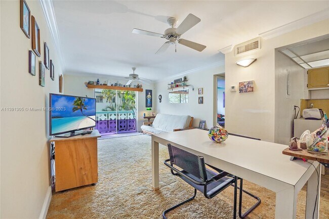 Building Photo - 7825 NE Bayshore Ct