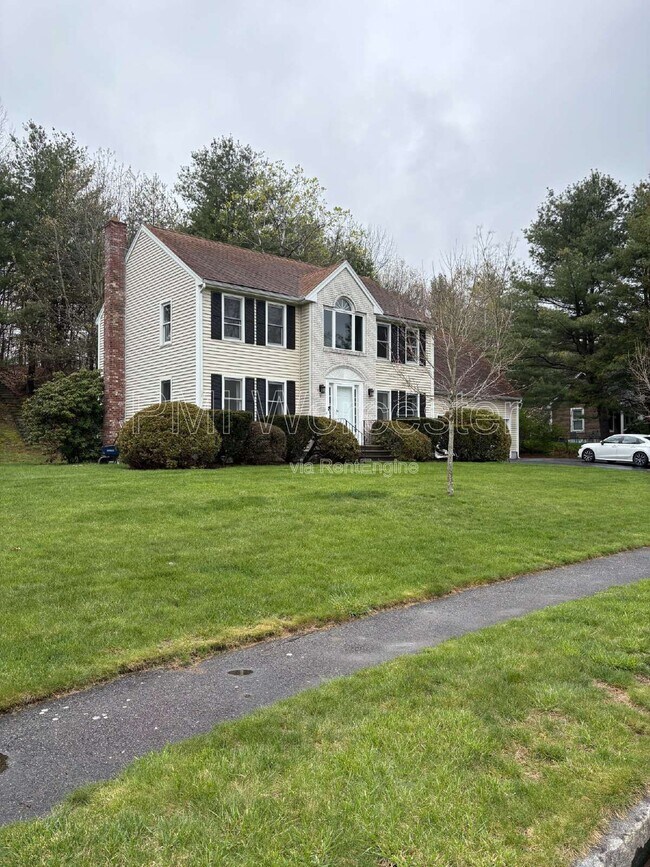 Foto del edificio - 28 Brookside Ave