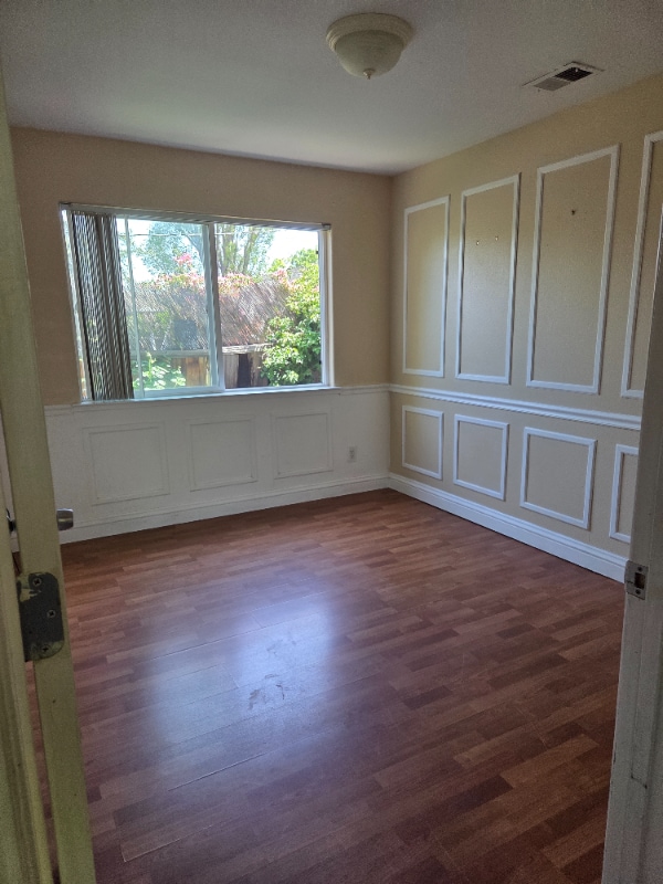 Building Photo - 412 Rosemont Dr