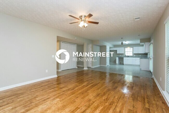 Foto del edificio - 4 Bedroom Pet-Friendly Home in Acworth, GA with Main Street Renewal