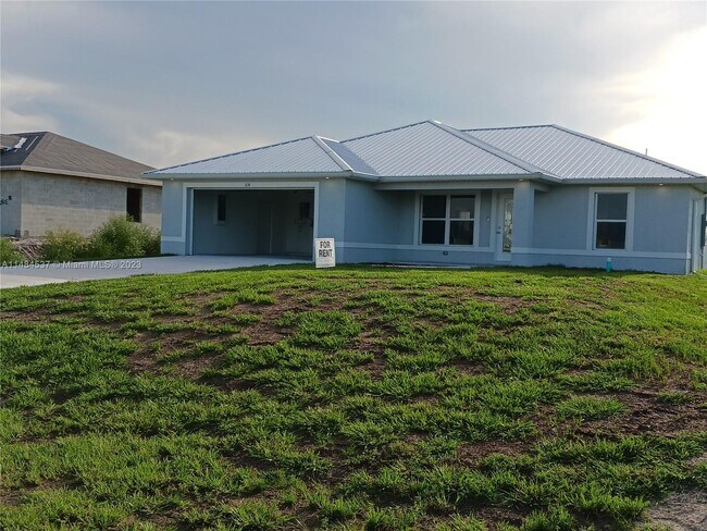 Foto del edificio - 634 Royce Rd