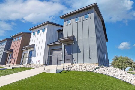 Foto del edificio - 3325 Brambleton Hill Pl