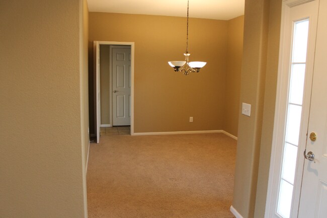 Building Photo - 5458 S Harvest Way