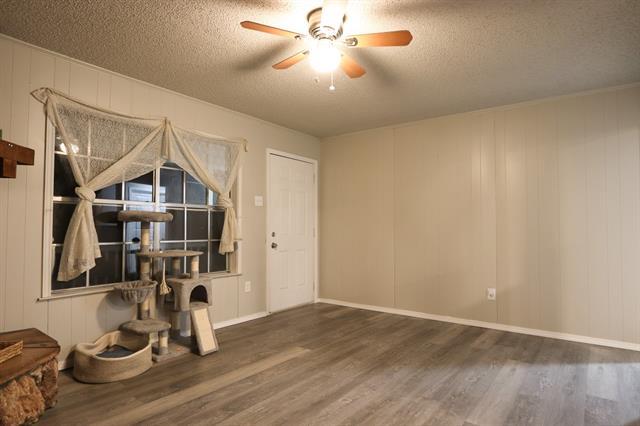 Foto del edificio - 15079 Songbird Ln