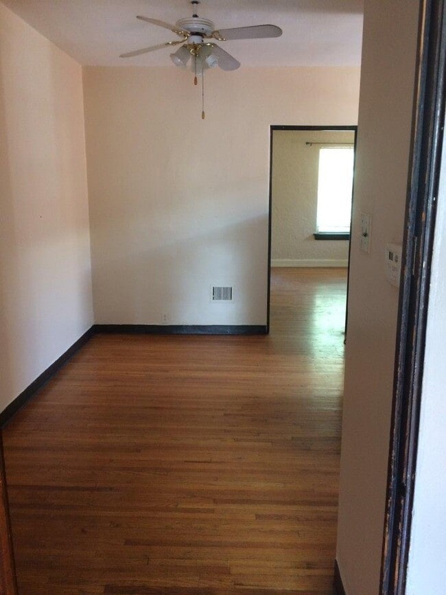 Building Photo - 6014 Arendes Dr