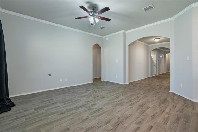 Building Photo - 4080 Serene Dr