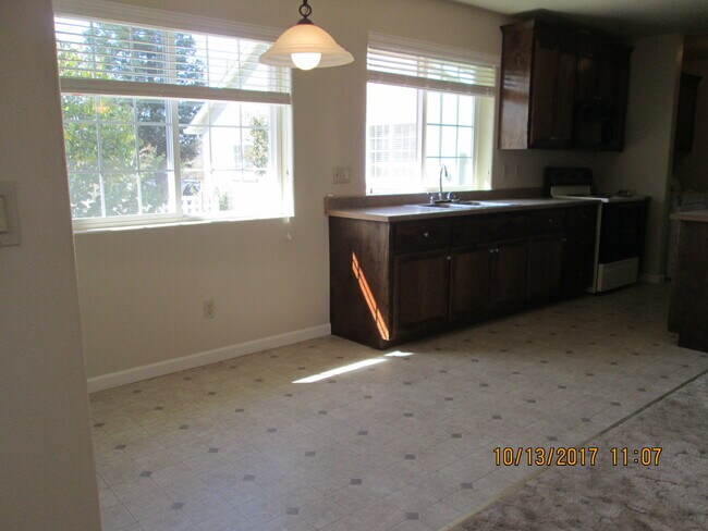 Foto del edificio - 5315 Elmira Road (For Rent) Elmira, CA 95625