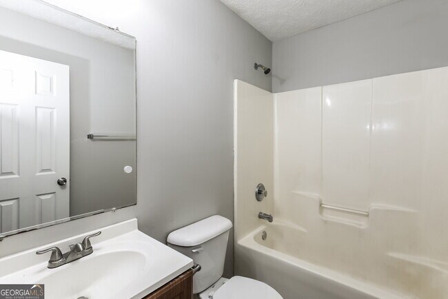 Building Photo - 6315 Topaz Trail