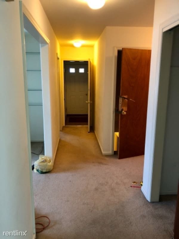 Building Photo - 2 br, 2 bath Apartment - 18 Intervale Ave
