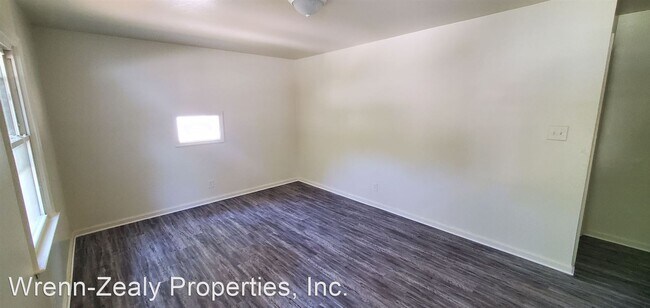 Foto del edificio - 2 br, 1 bath House - 402 Huffman St