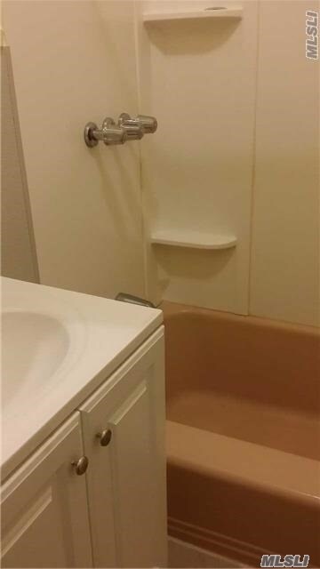 Foto del edificio - 104-21 Jamaica Ave