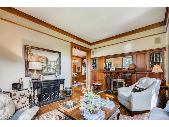 Building Photo - 27 S Summit Ct