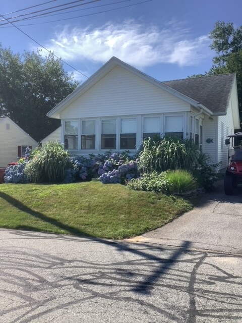 Primary Photo - 46 Sea Crest Ave