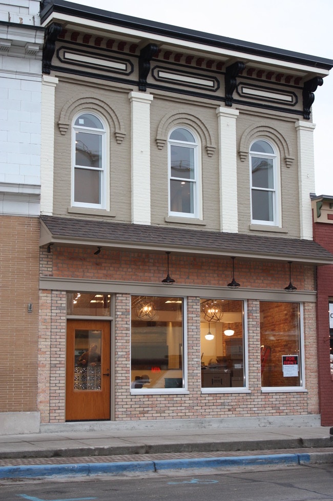 Apartamento en el segundo piso, 103 W Middle St. - 103 W Middle St