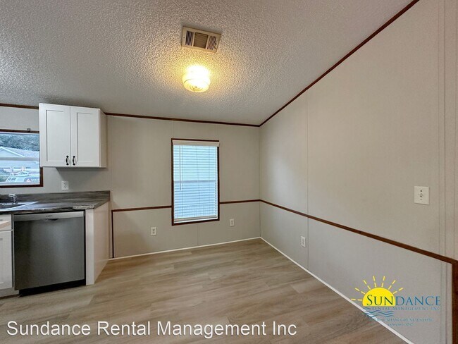 Foto del edificio - 3 br, 2 bath House - 208 Casper Drive 1