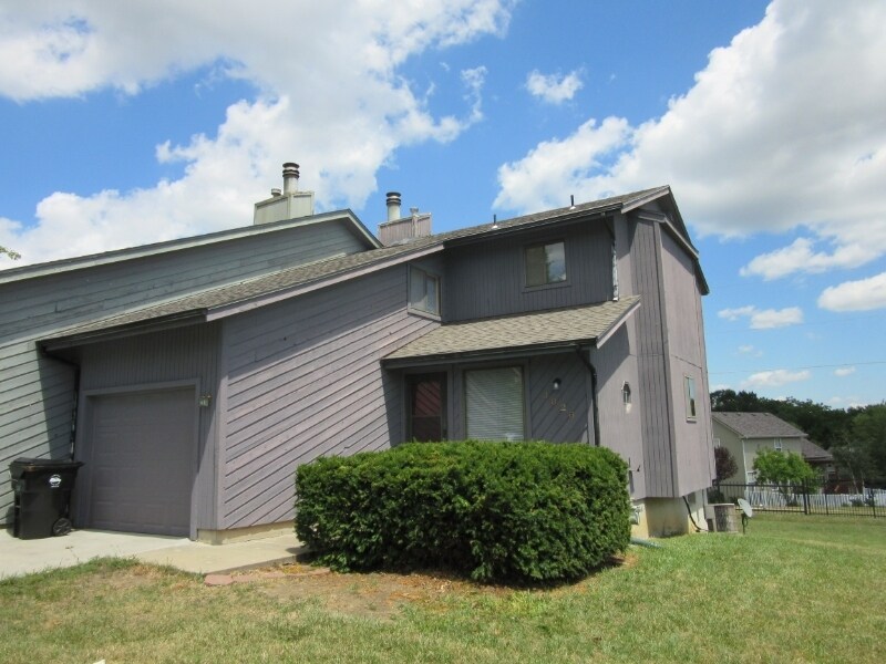 Primary Photo - 3626 SW Eveningside Dr