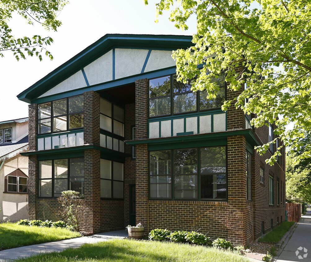 Primary Photo - 1516 Ashland Ave