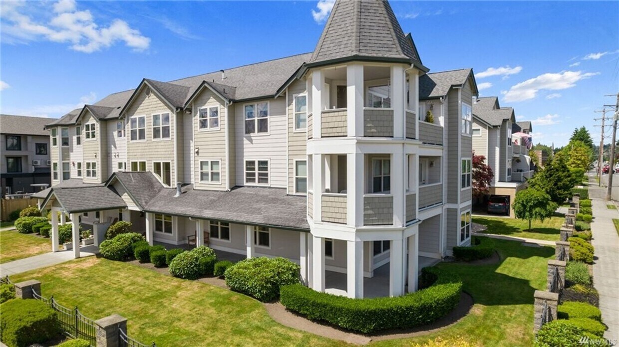 Foto principal - 3 Bed 2 Bath 50+ Community No Pets
