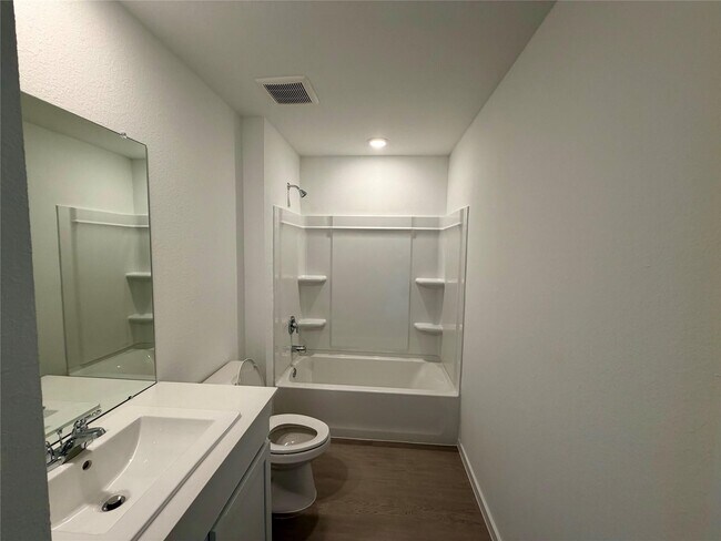 Building Photo - 28750 Texas Plns Dr