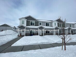 Building Photo - 651 S 2400 W
