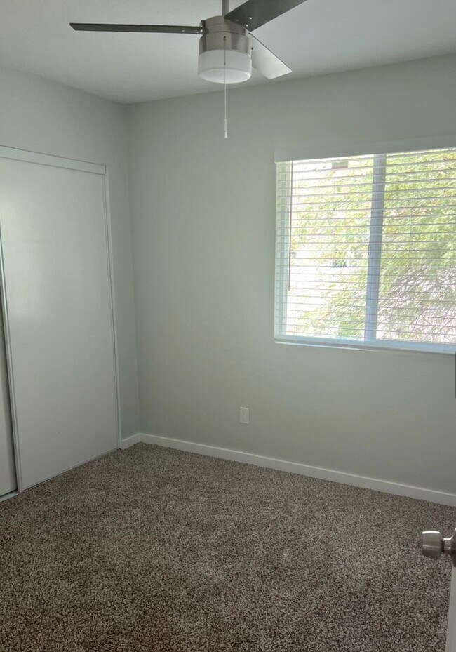 Foto del edificio - 12717 W Amy Dr