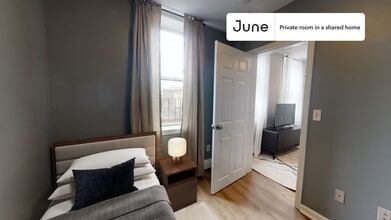 Building Photo - Room in Shared 3 bed/1 bath home