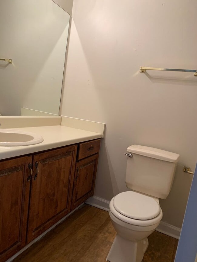 Foto del edificio - 100 4th Ave