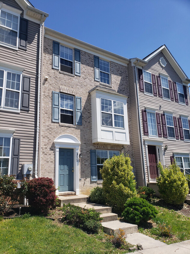 Foto principal - 311 Pendleton Ln