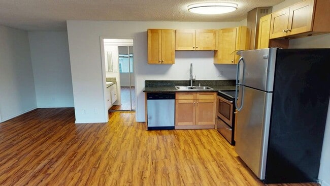 Interior Photo - Wilshire Regency Apts.