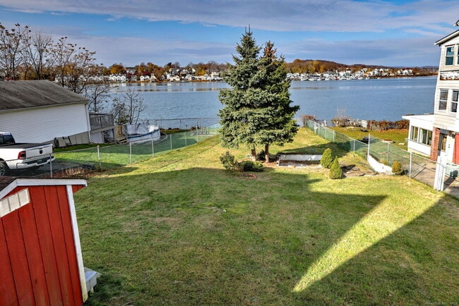 Foto del edificio - 800 Quinnipiac Ave