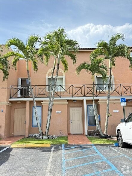 Building Photo - 12472 NW 11th Ln
