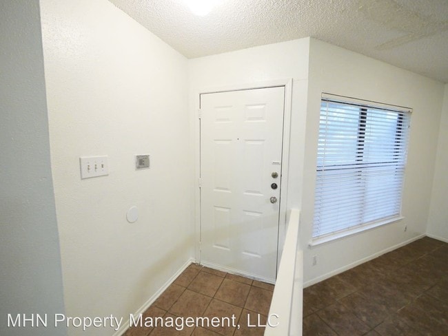 Building Photo - 3 br, 2 bath House - 731 Saddlebrook Dr.