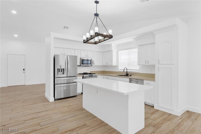 Building Photo - 8201 Bolingbrook Ave