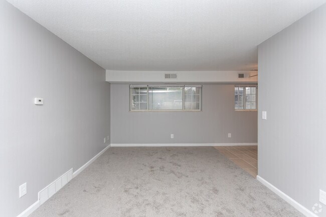 1HAB, 1BA - 635 ft² - Sterling Pointe Apartments