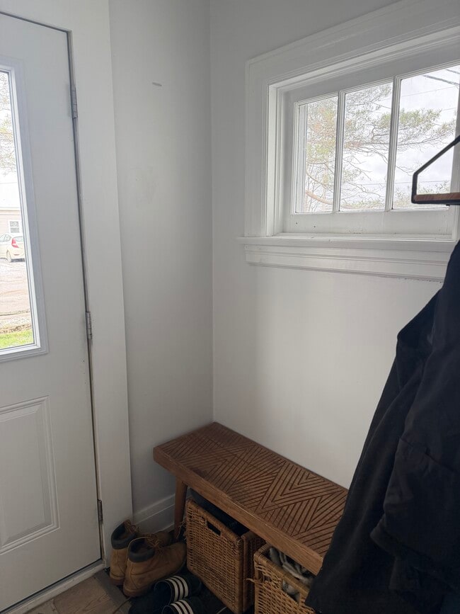 front entrance - 48 Reddick St