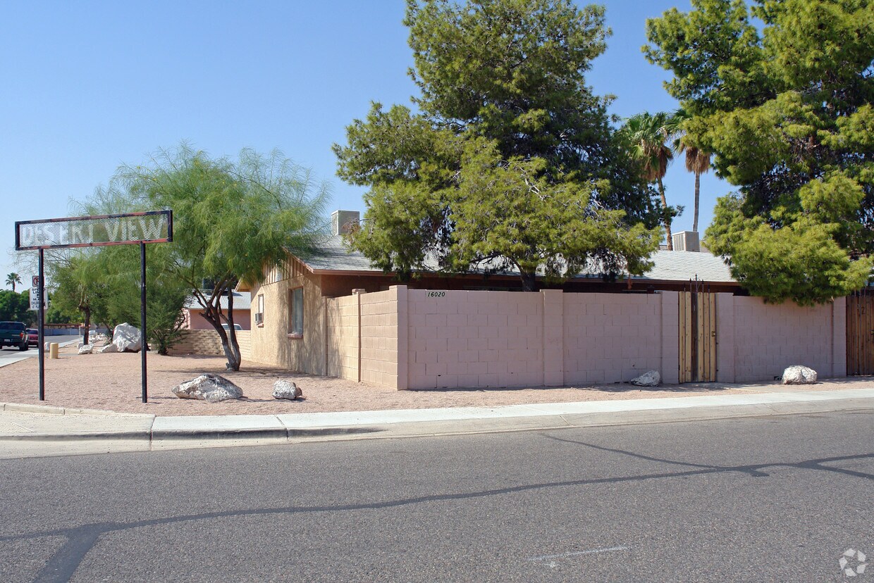 Desert View Apartments in Phoenix, AZ