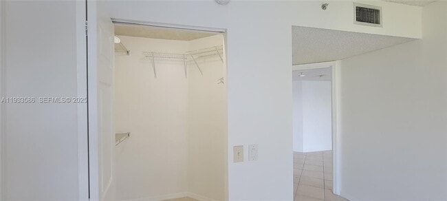 Building Photo - 150 NW 96th Ave