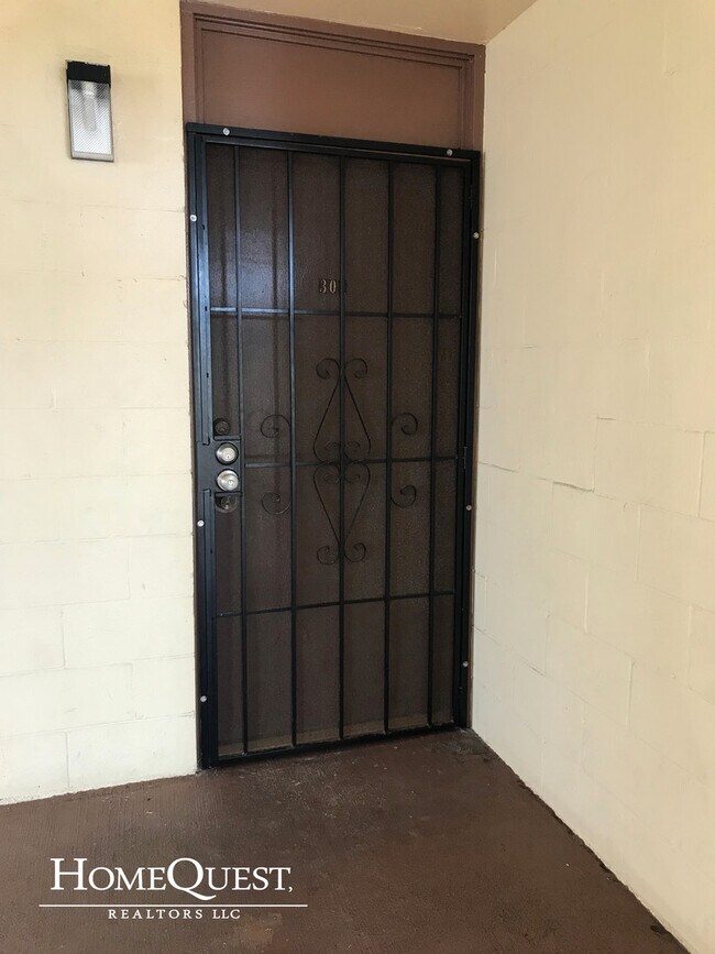 Foto del edificio - Beautiful Upgraded 2/1/1 in Kaneohe - Most Utilities Included!