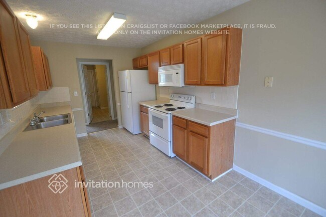 Building Photo - 3350 Madison Farm Pl