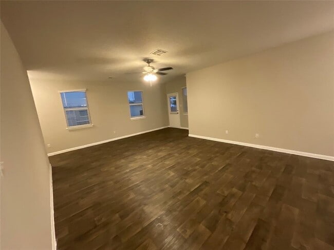 Building Photo - 142 Jubilee Dr