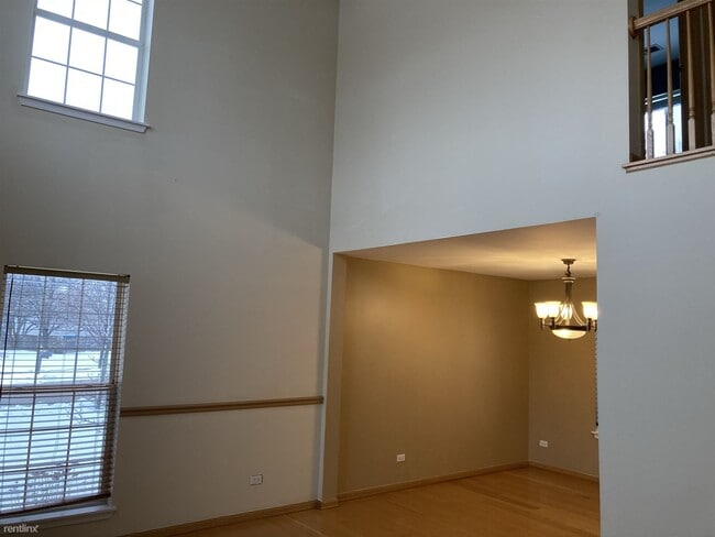 Building Photo - 2823 Imperial Valley Trail