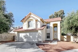 Building Photo - 3300 Hyannis Cir