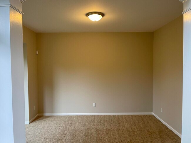 Foto del edificio - 5120 Parkgate Dr