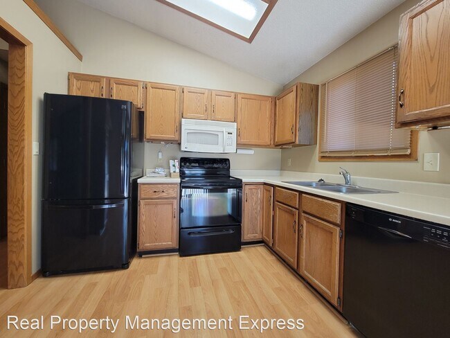 Building Photo - 4 br, 2 bath House - 5213 W Cottage Trail