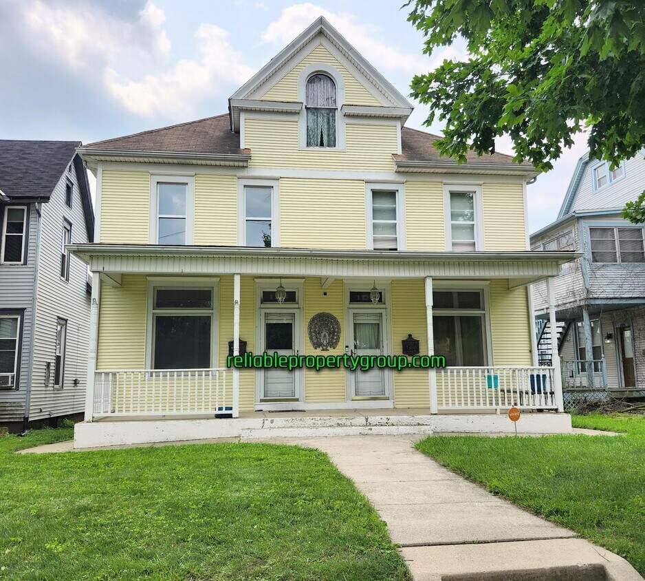 Foto principal - 1114/1116 Columbia Ave