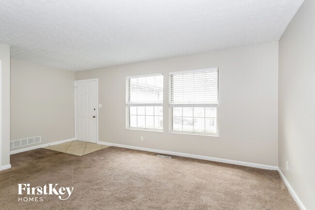 Building Photo - 560 Corral Gate Ct