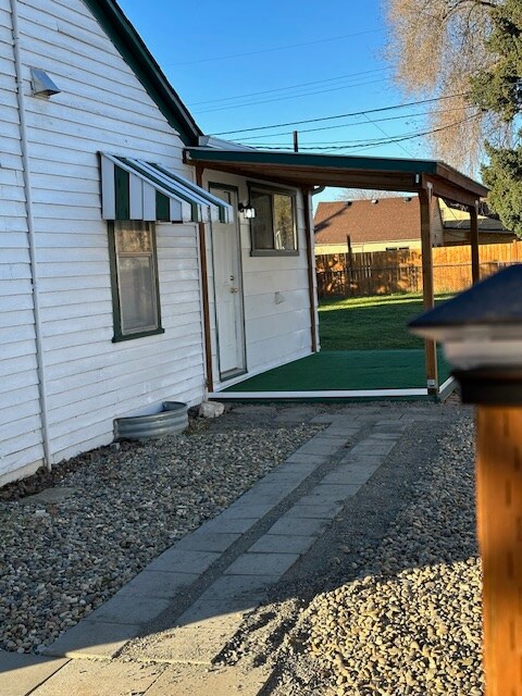 Foto del edificio - 810 N 24th Ave