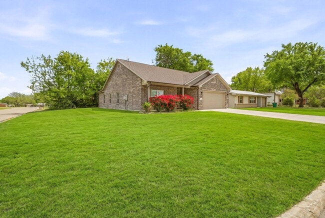 Foto del edificio - 191 Davis Ave