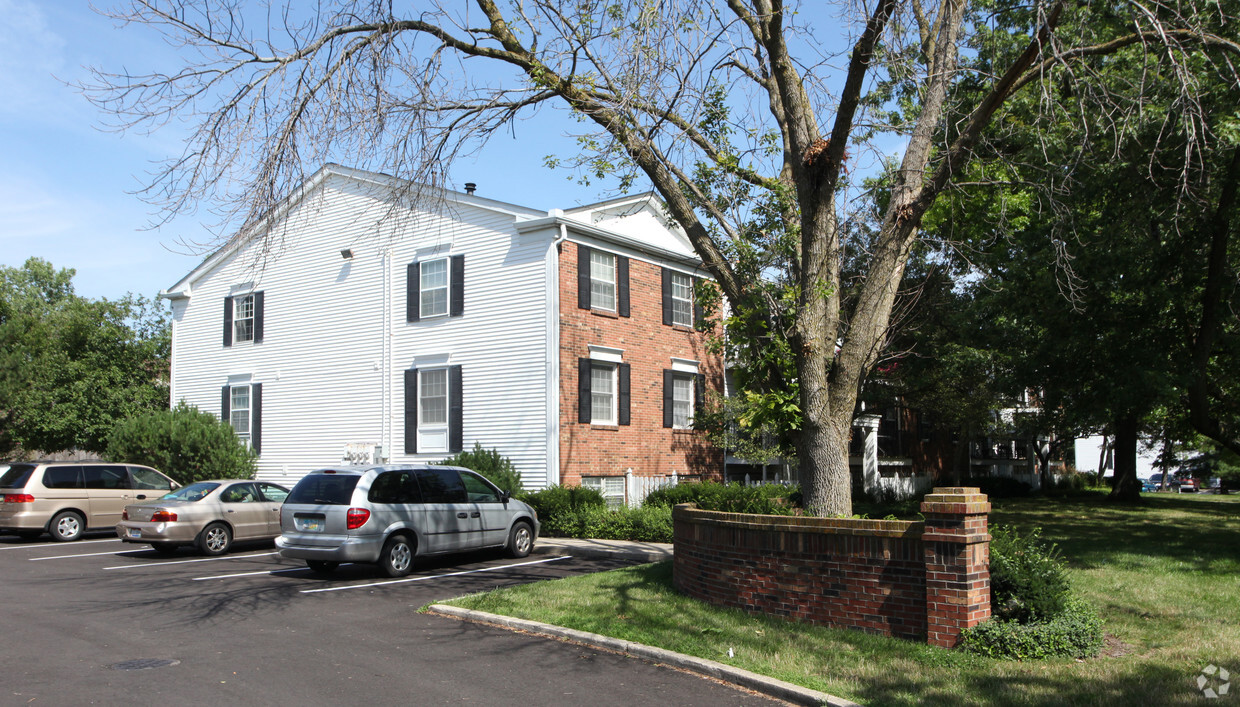 Foto del edificio - Northhampton Village Condominiums